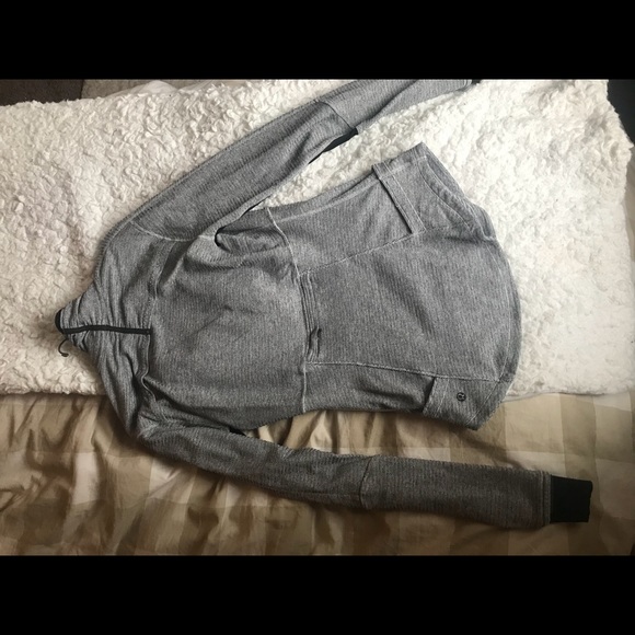 Black and white lulu lemon zip up - Picture 3 of 3